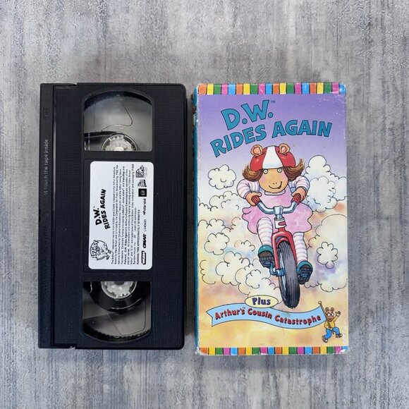 Arthur: D.W. Rides Again (VHS, 1998) PBS Kids Animated Video Tape Rare HTF - Picture 2 of 8